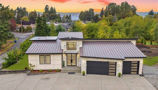 Charming One-Story Modern Ranch Home