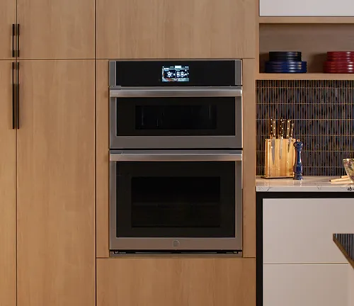 An Exceptionally Equipped Wall Oven